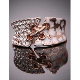 Flamboyant Rhinestone Detail Floral Design Ring