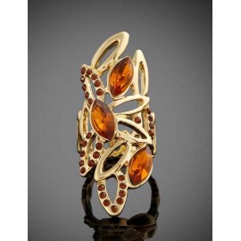 Fascinating Gem Embellished Floral Openwork Ring in Gold